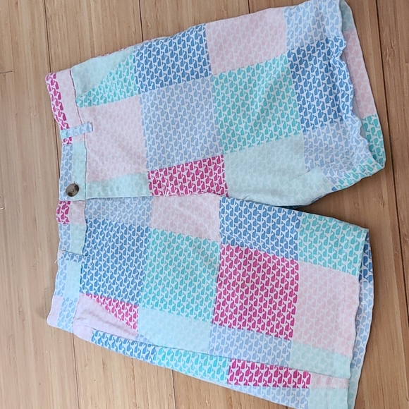 Vineyard Vines by Target shorts